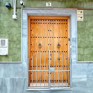 https://hostal-habitaciones-suites-don-pepn.1costadelsol.com