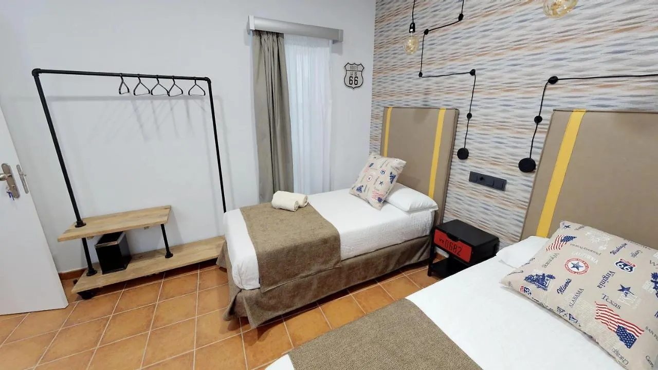Konukevi Hostal Boutique La Espanola Rota